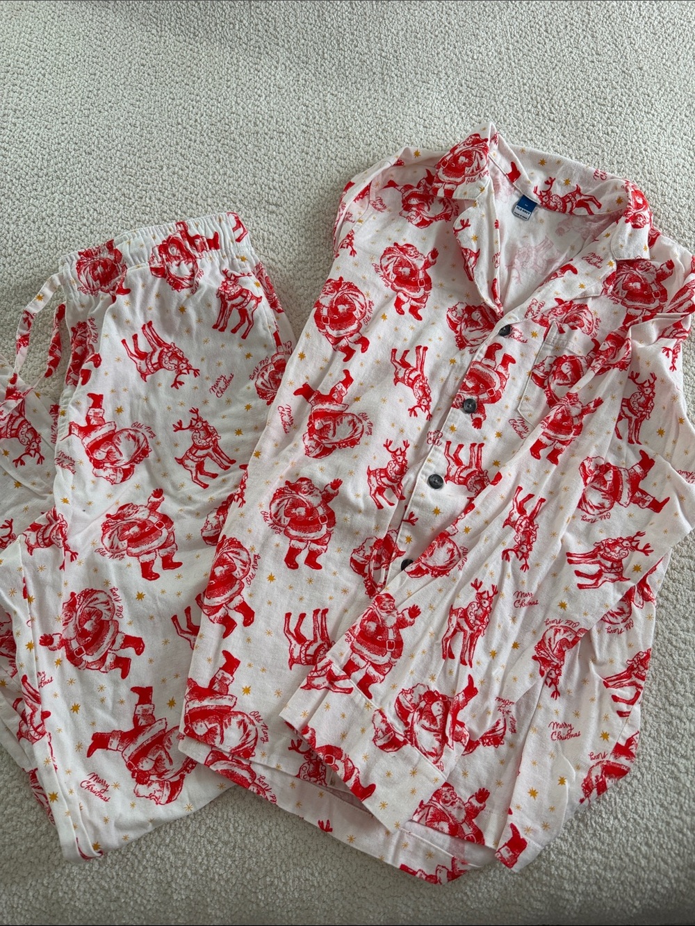 Old Navy Pajamas with Red Santas, Reindeers & Gold Stars - 100% Cotton - Medium